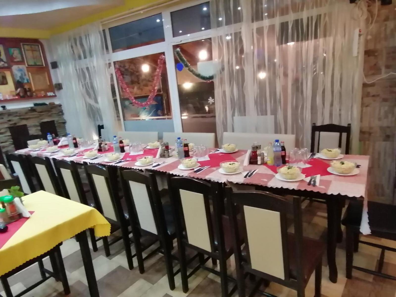Family Hotel Four Seasons Tsarevo Bagian luar foto